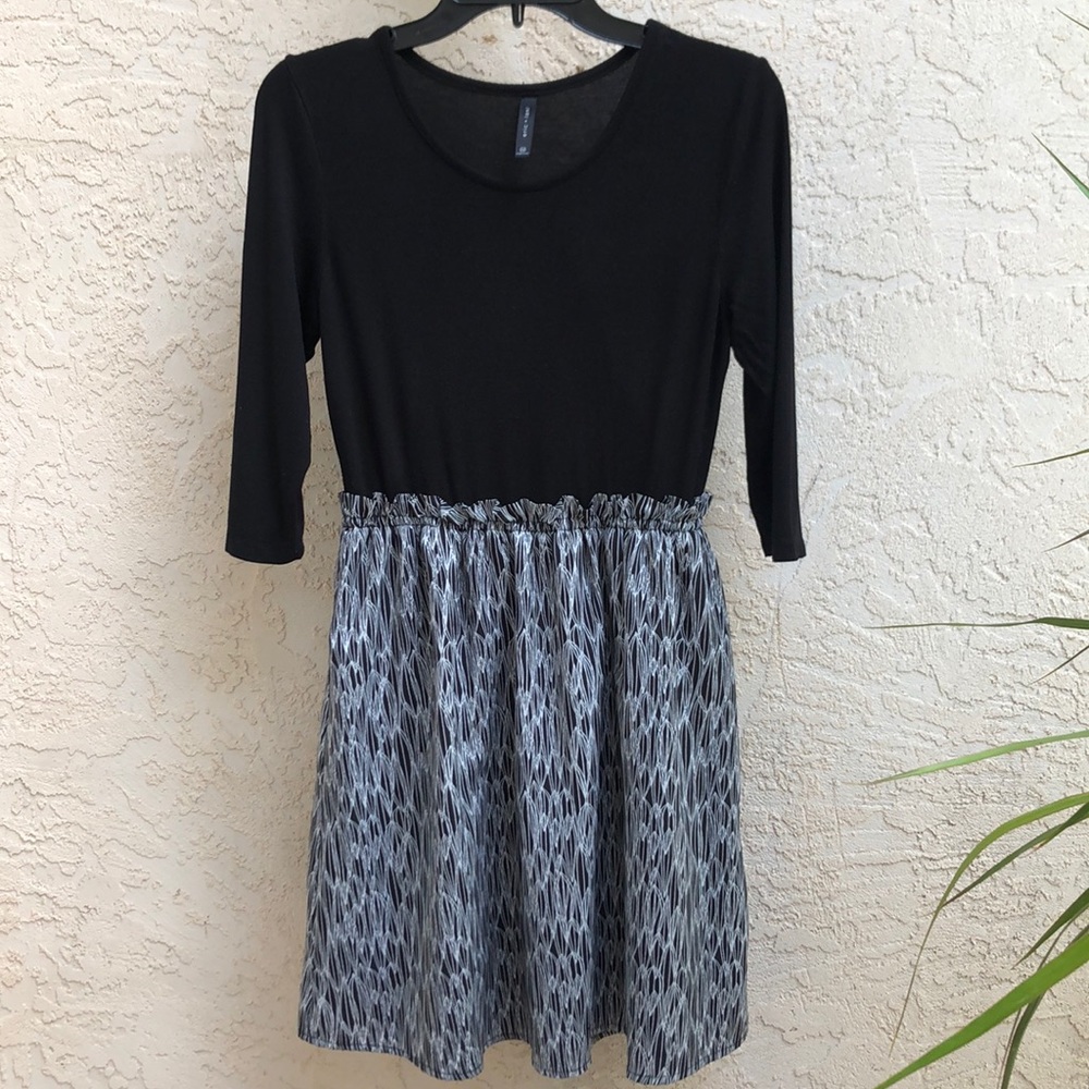 Adorable Stretchy Dress M